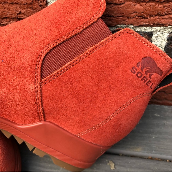 NWT SOREL Suede Orange Boots - Picture 7 of 12